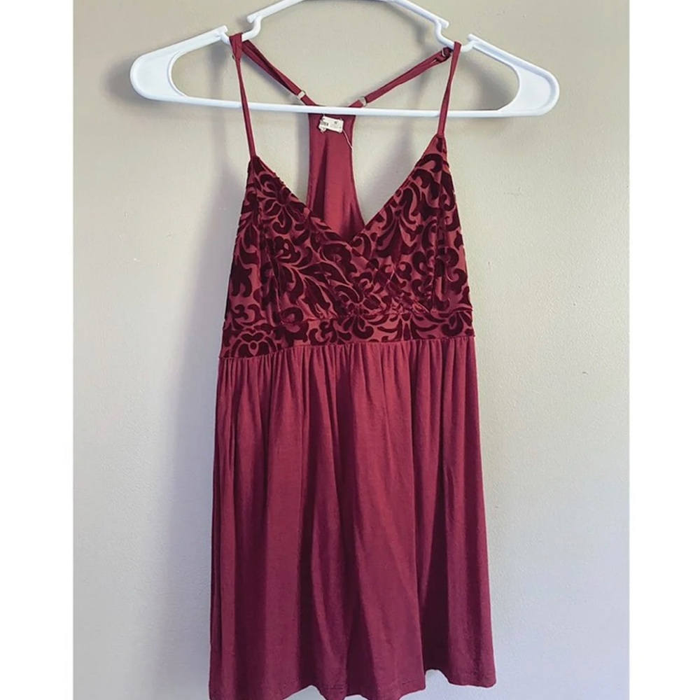 Holister Maroon velvety top size small